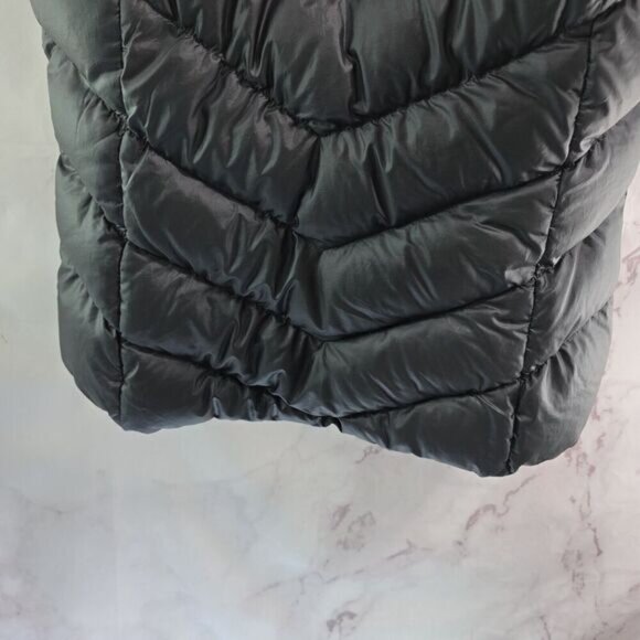 Eddie Bauer Down Vest Womens Small Gray Zip Faux Fur Quilted Puffer Coat 650 FP - Picture 7 of 10
